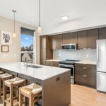 718 W Babcock Street