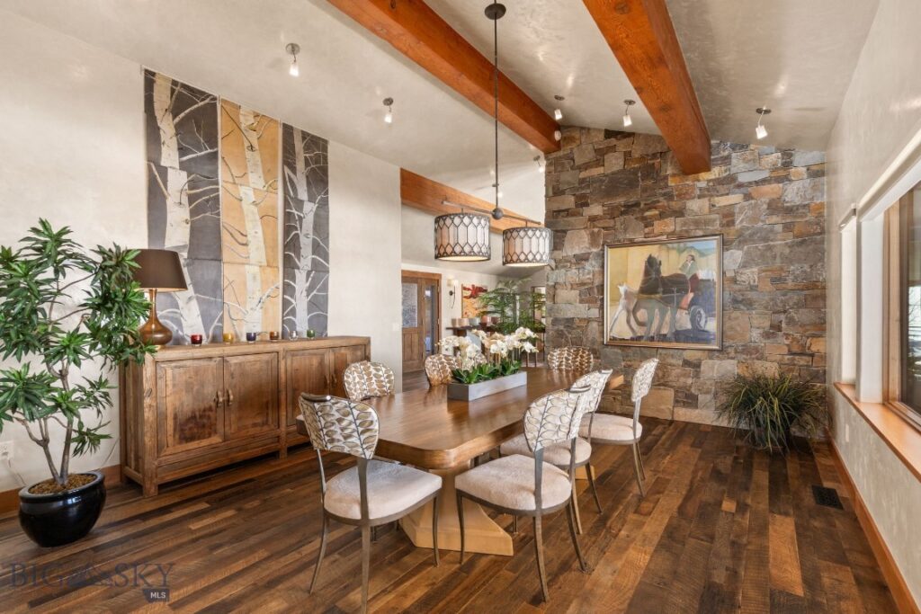 7180 Tepee Ridge Road