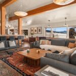 7180 Tepee Ridge Road