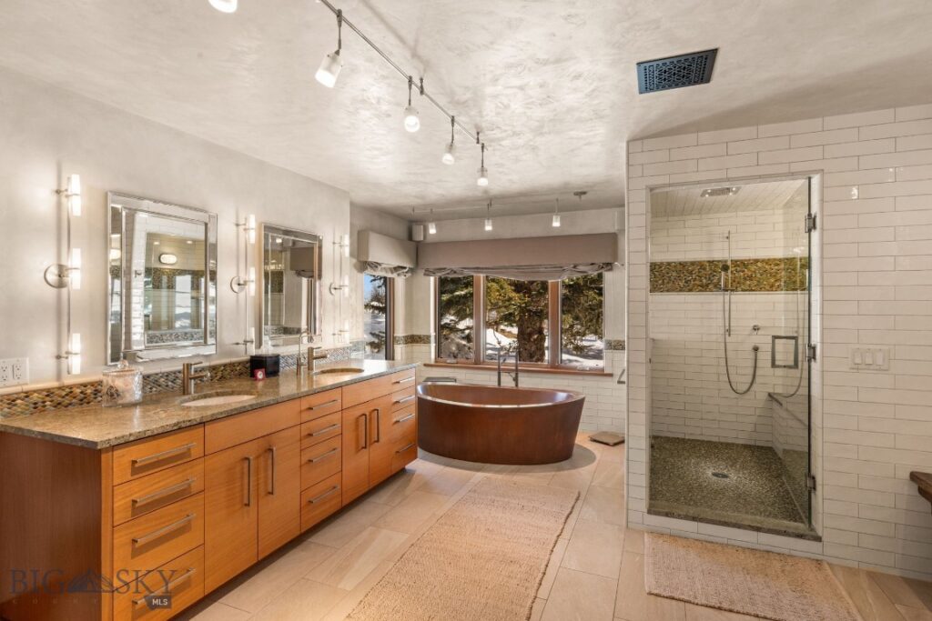 7180 Tepee Ridge Road