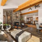 7180 Tepee Ridge Road