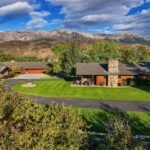7180 Tepee Ridge Road
