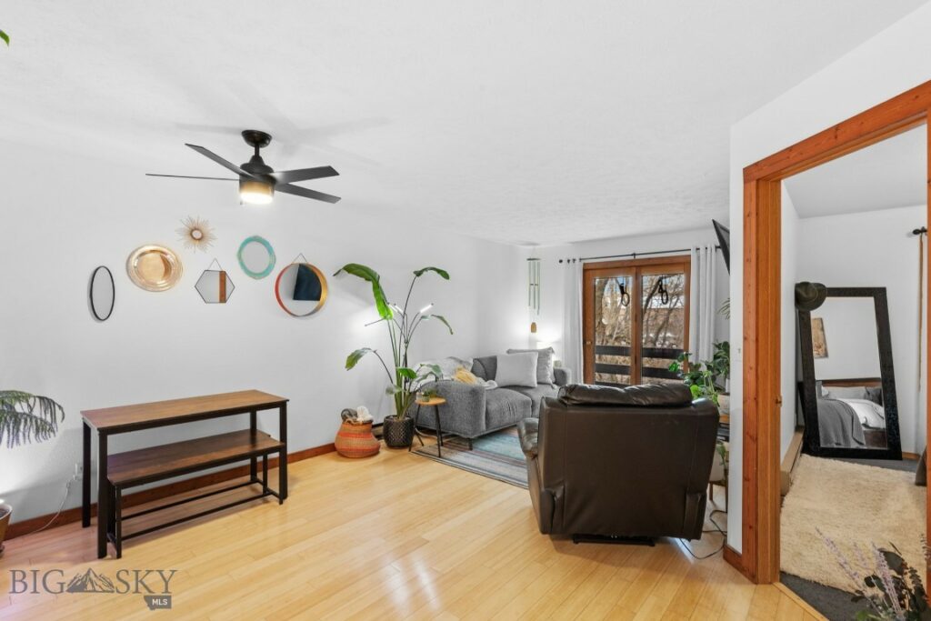719 S Church Unit 8
