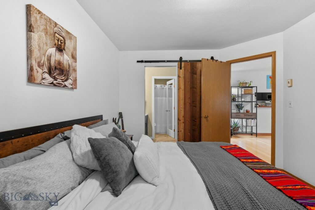 719 S Church Unit 8