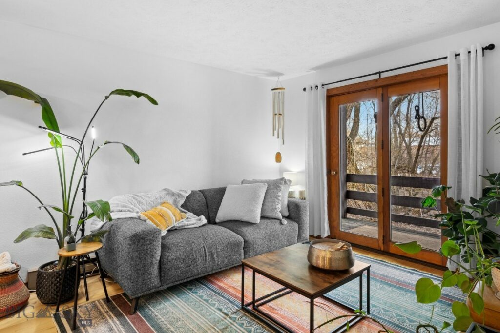 719 S Church Unit 8