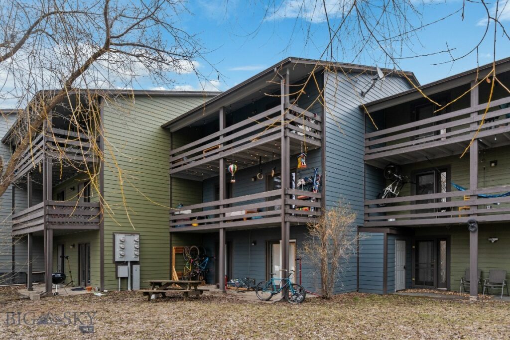 719 S Church Unit 8