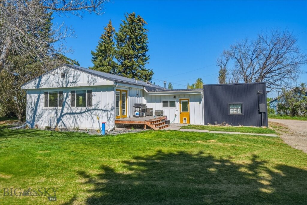 7340 Fowler Lane