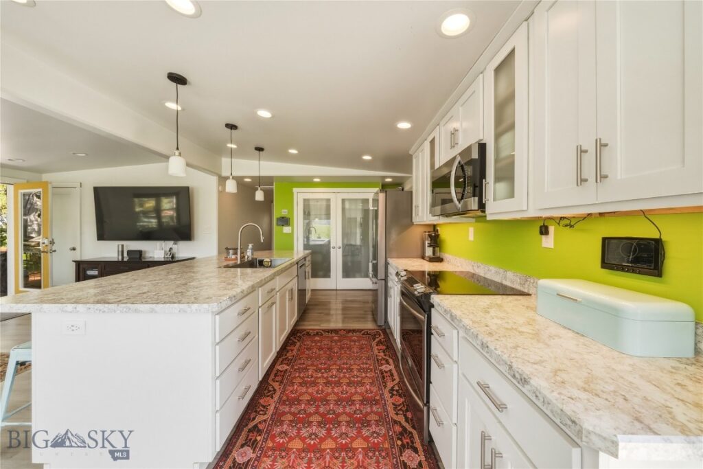 7340 Fowler Lane