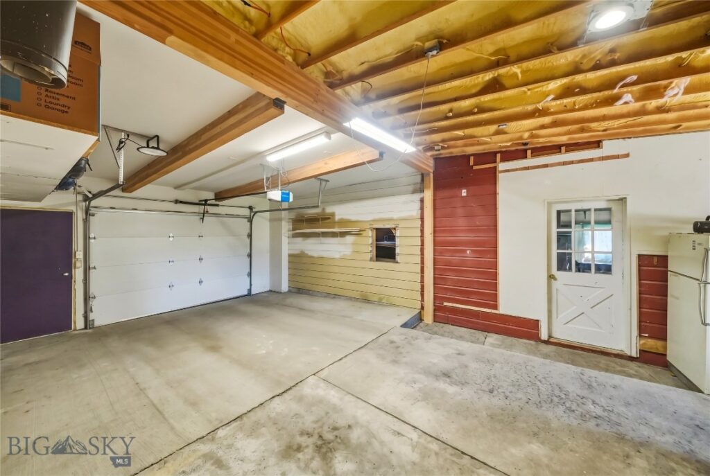 7340 Fowler Lane