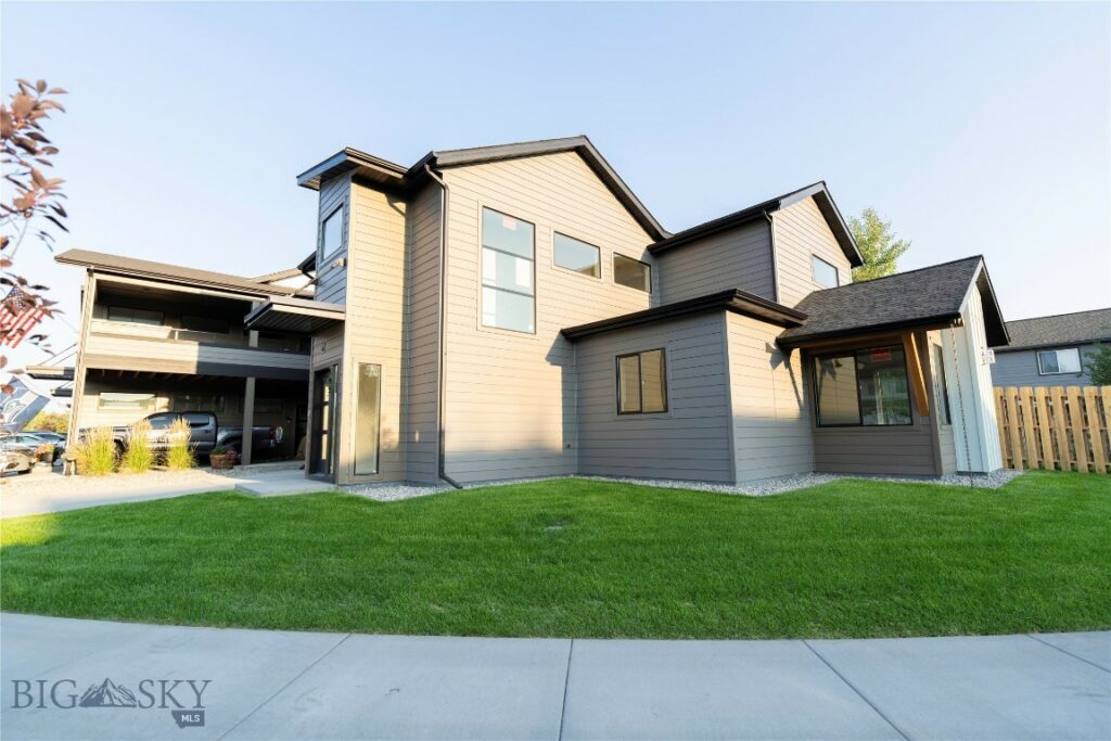 745 Rogers Way