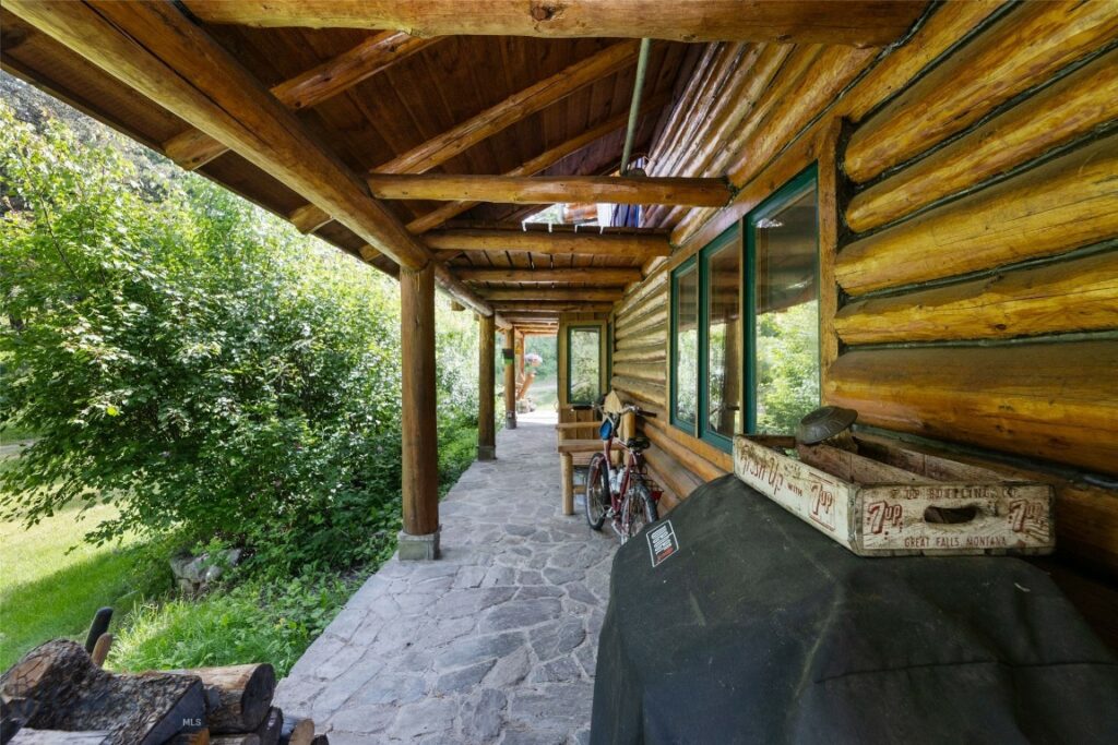 750 Black Bear Road