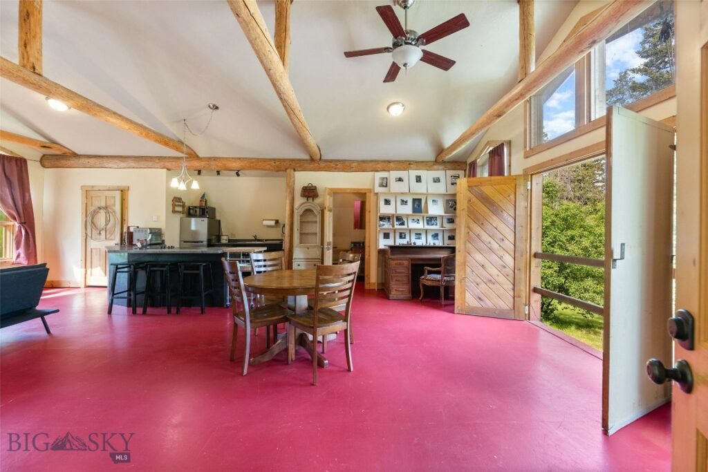 750 Black Bear Road