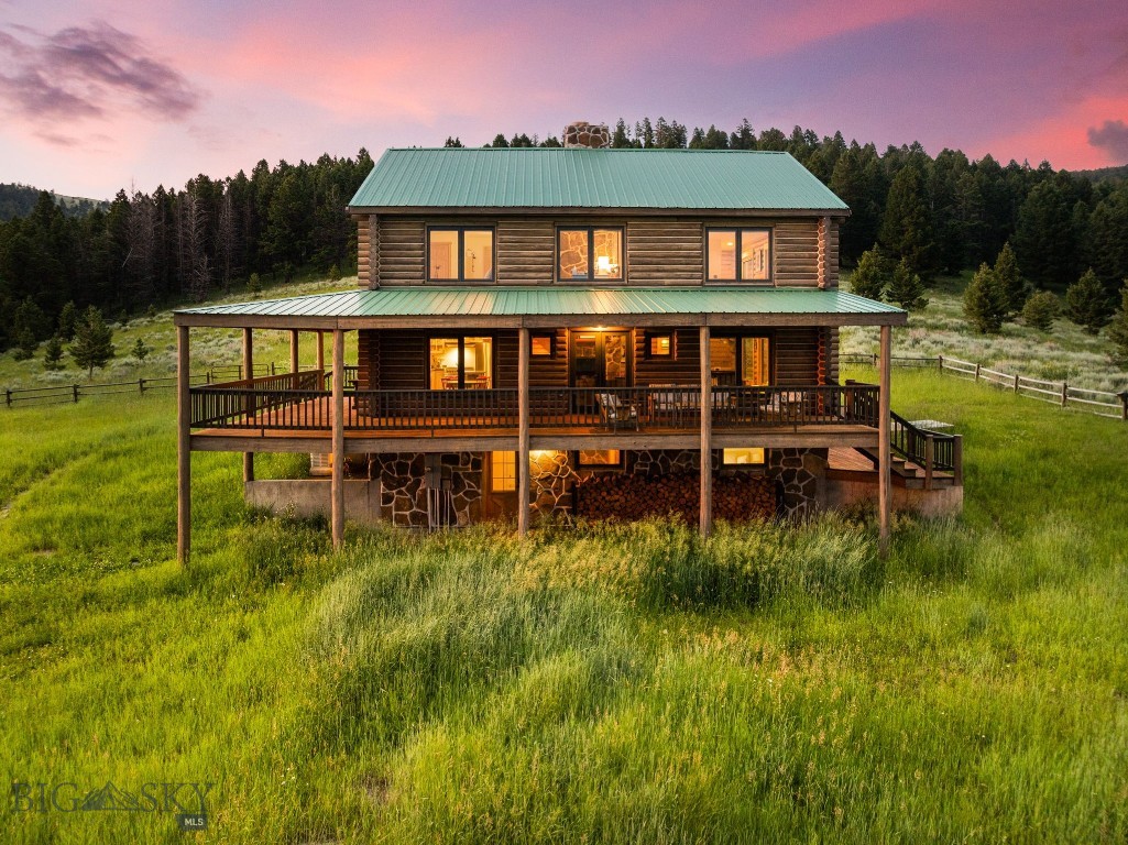 755 Coffee Creek Road