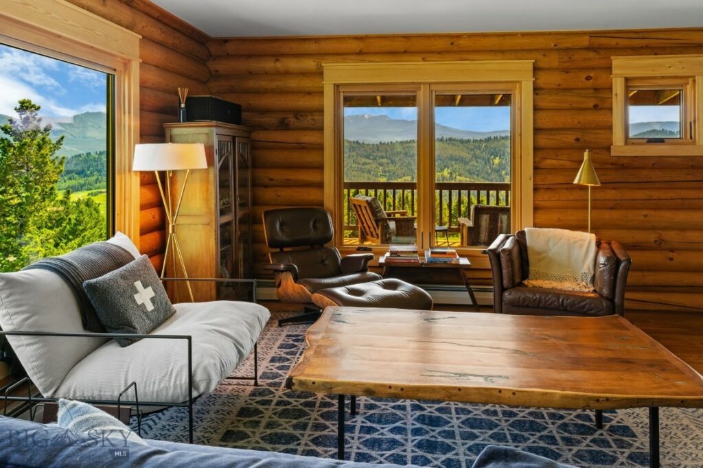 755 Coffee Creek Road