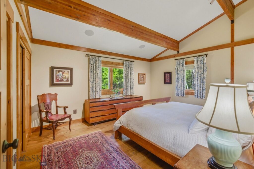 761 Sunny Bear Road