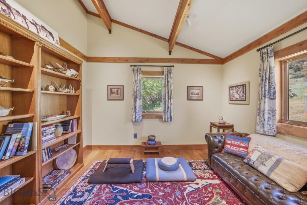761 Sunny Bear Road