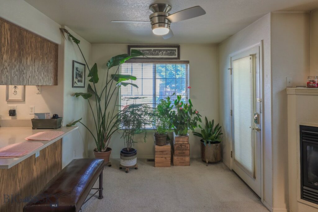 763 Forestglen Drive