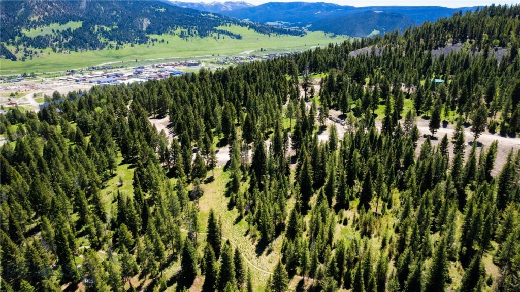 775 Colters Run Loop