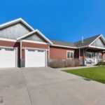 78 Falconers Way