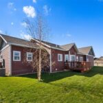 78 Falconers Way