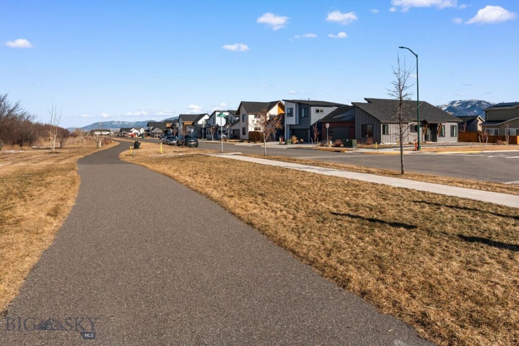 8 N Eldorado Avenue