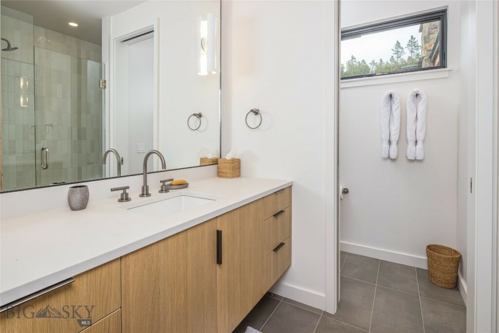 Big Sky MT 59716 - 17