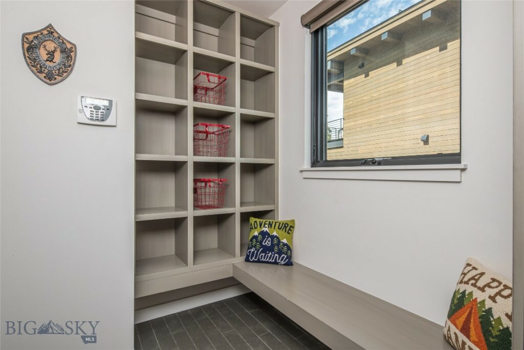 Big Sky MT 59716 - 23