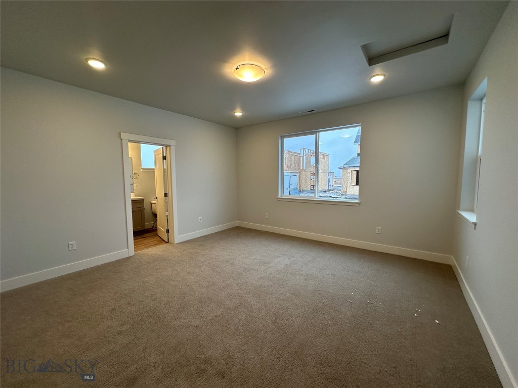 8 Westgate Ave