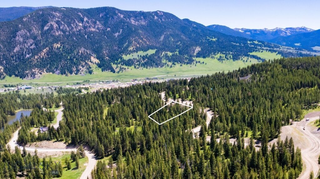 801 Colters Run Loop