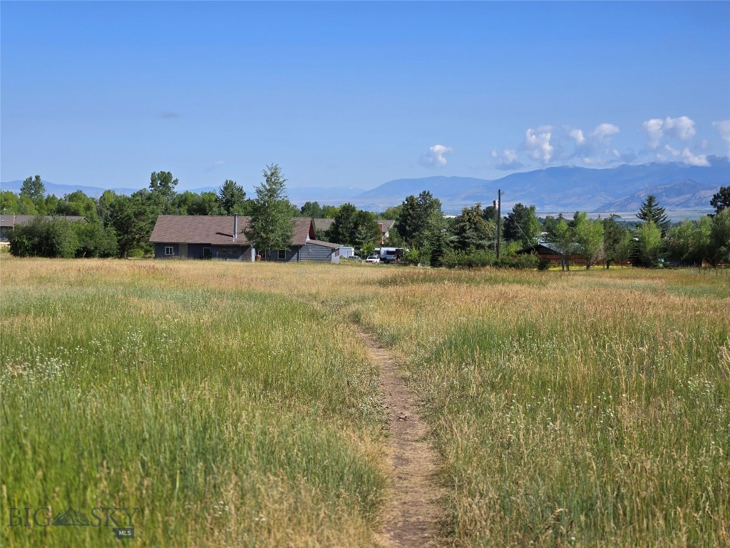 8050 S Leverich Road