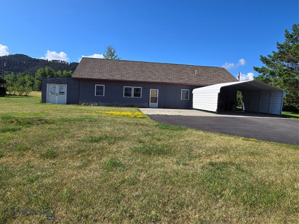 8050 S Leverich Road