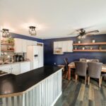 806 Mantle