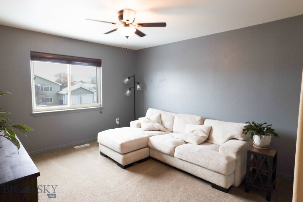 806 Mantle