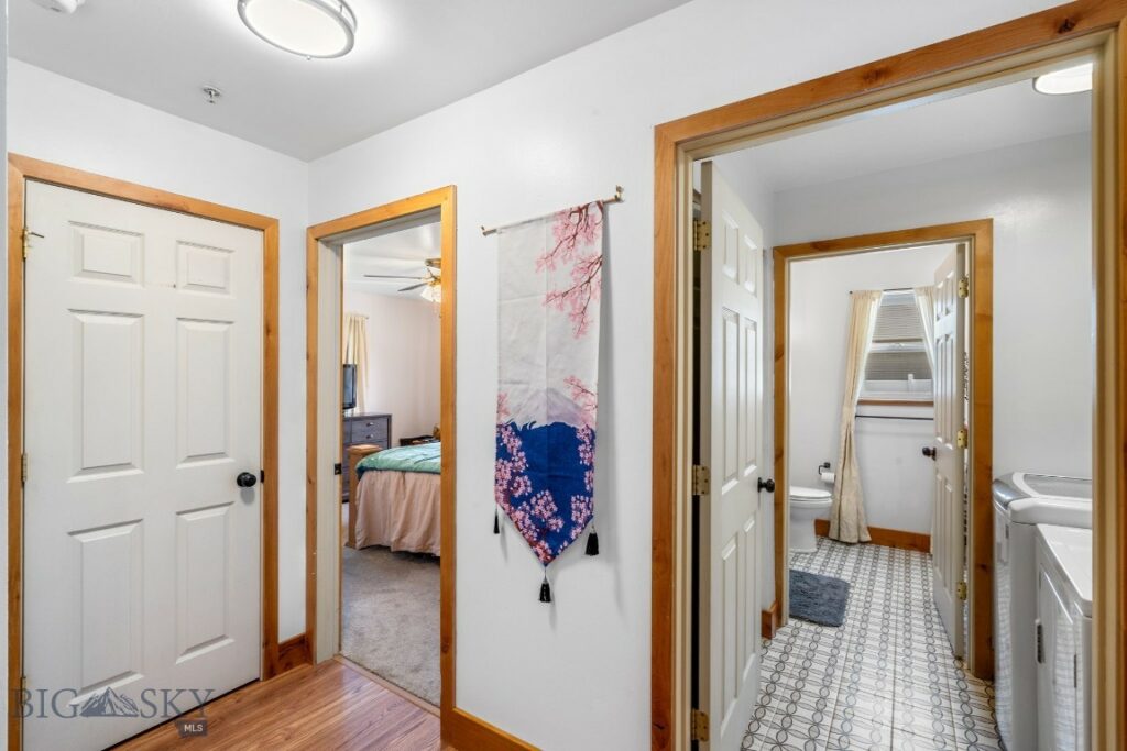 81 10th Street