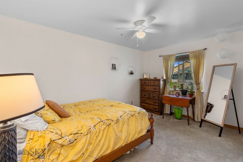 81 10th Street