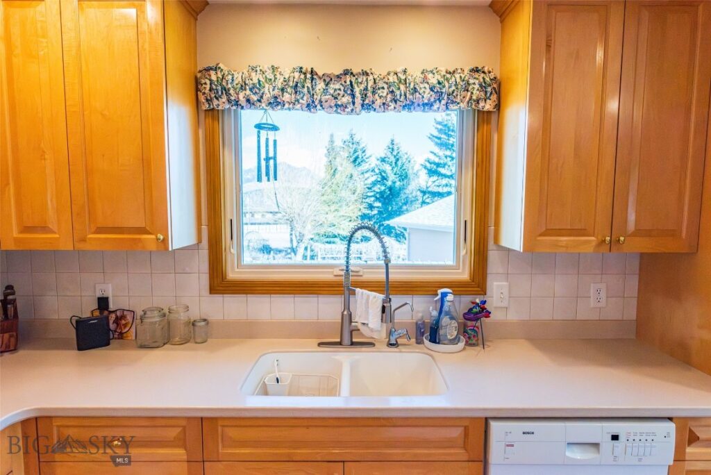 Bozeman MT 59715 - 8