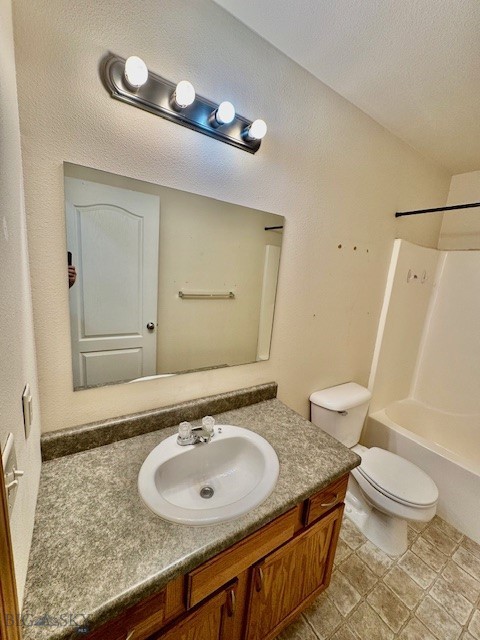 82 E Magnolia
