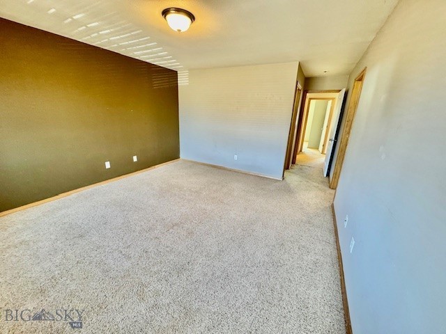 82 E Magnolia
