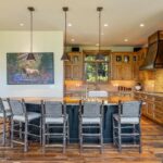 83 Peaks View Drive