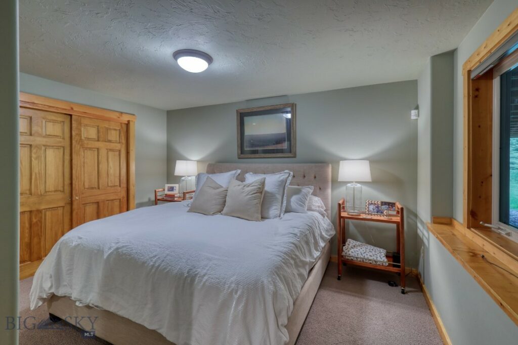 83 W Pine Cone Terrace