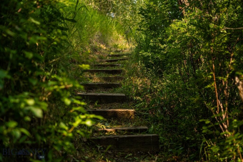 8480 Gooch Hill Road