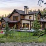 85 North Outlook Loop