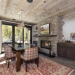 85 North Outlook Loop