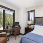 85 North Outlook Loop