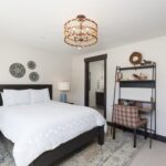 85 North Outlook Loop