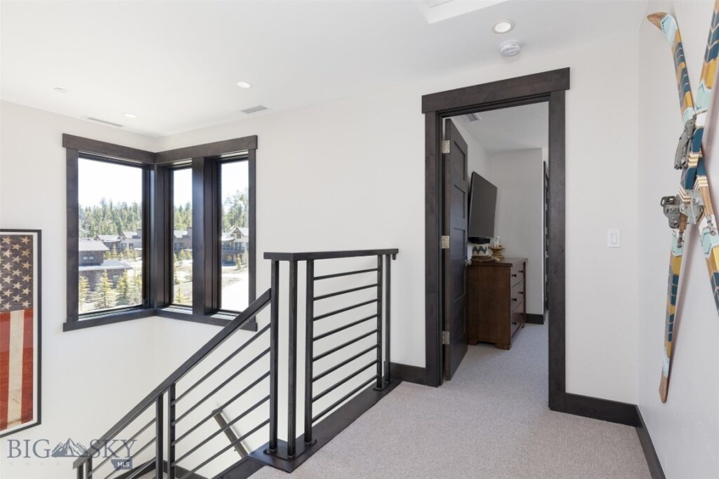 Big Sky MT 59716 - 24