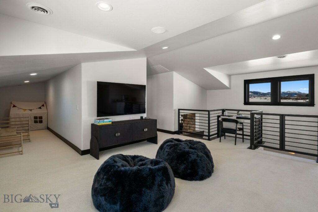 85 Scobie Way