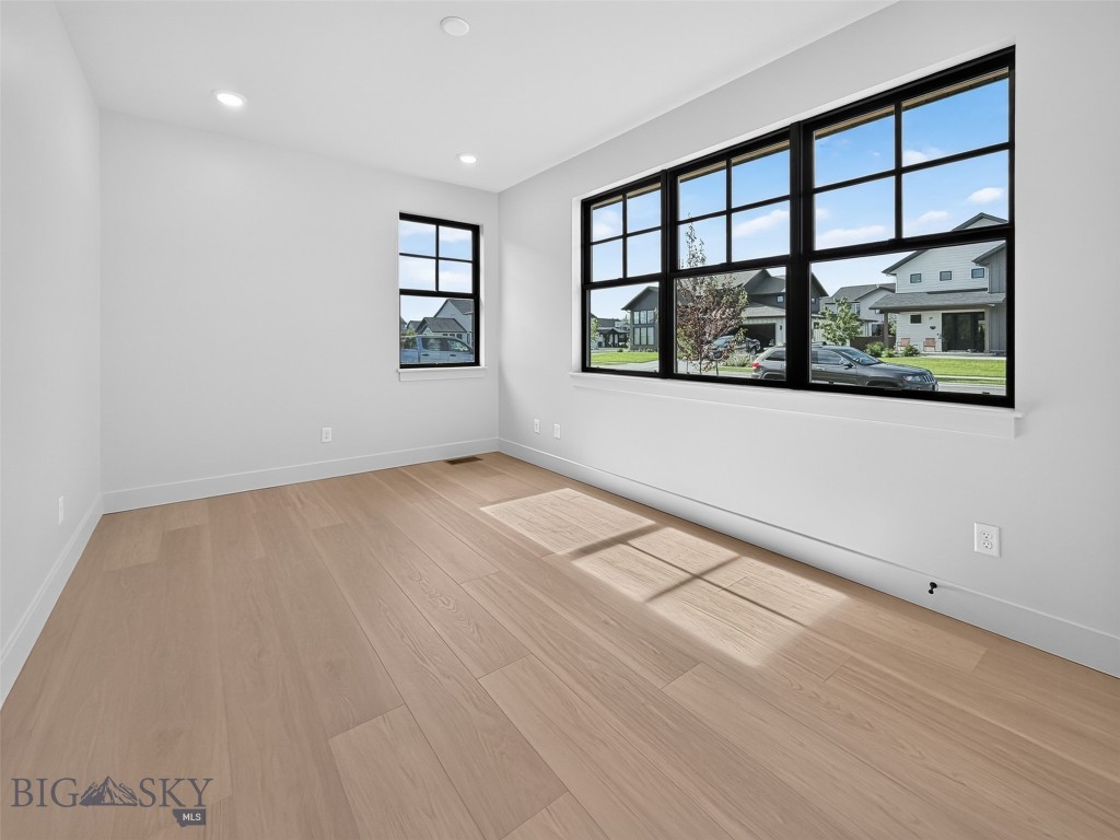 86 Hilgard Peak Court