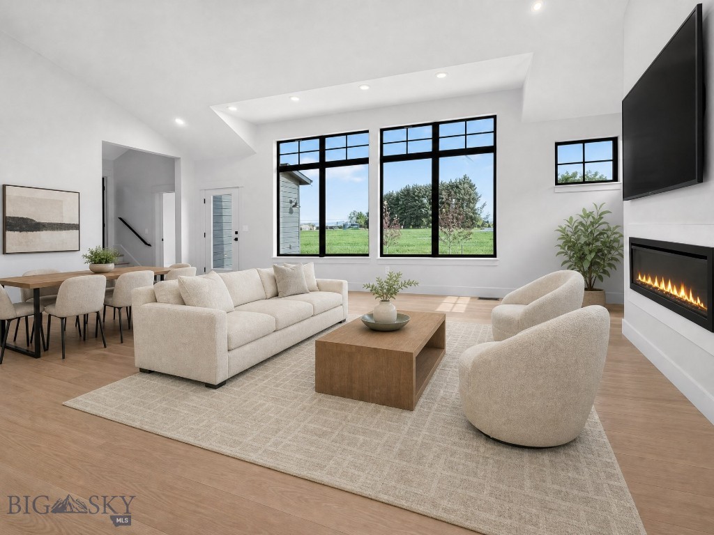 86 Hilgard Peak Court