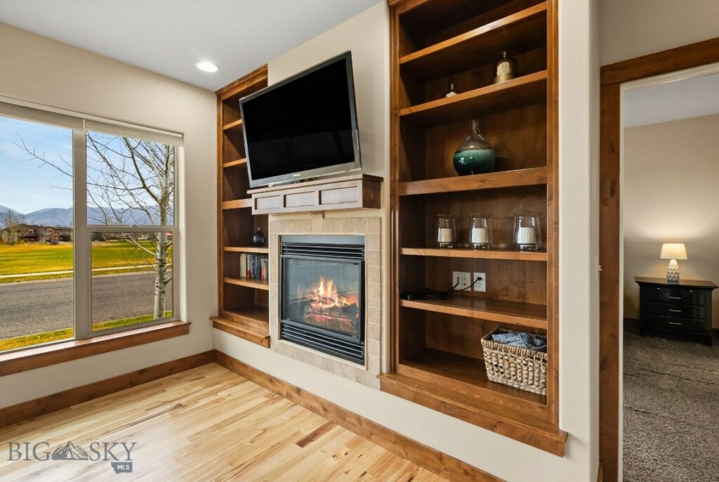 890 Sanders Avenue Unit K